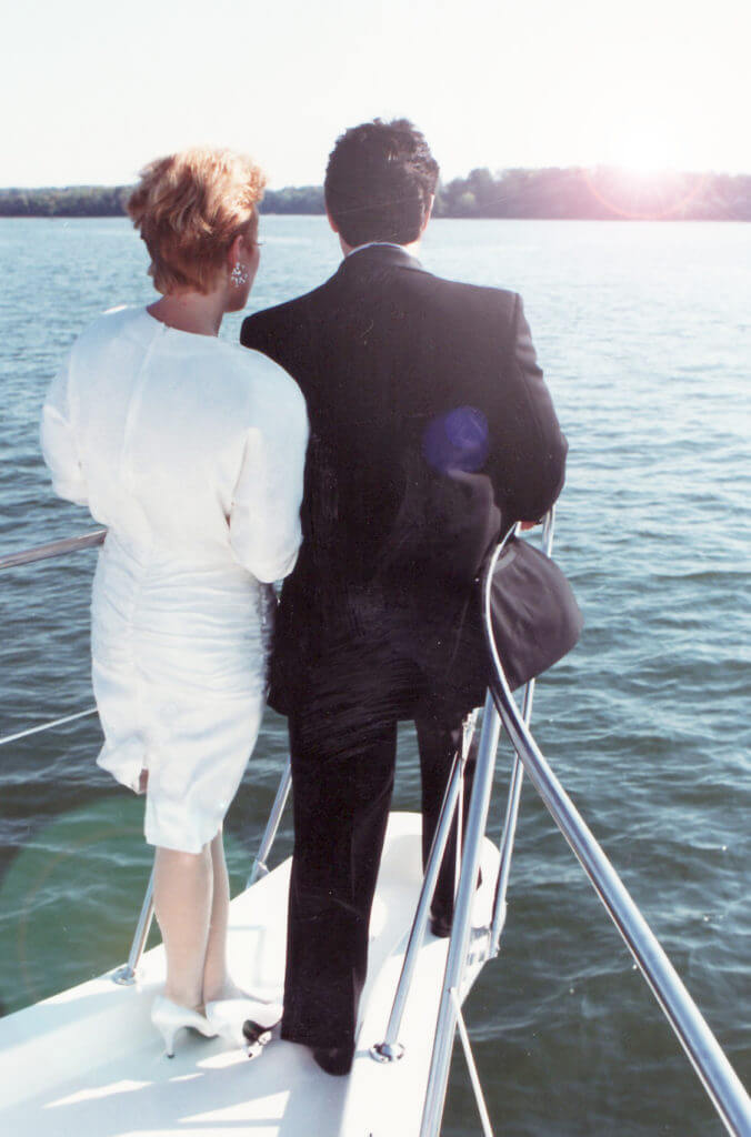 joe-joan-wedding-os-boat